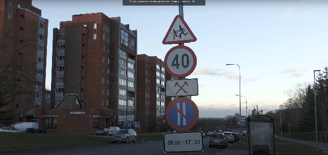 Liiklusmärk.png