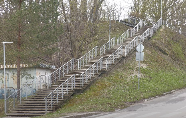 Sillamäe Pavlovi tn trepp.png