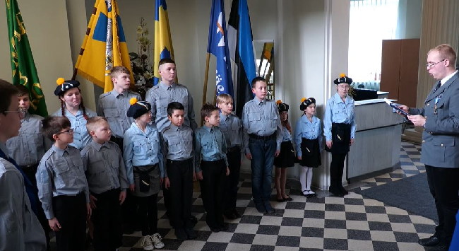 Sillamäel alustavad tegevust Noored Kotkad ja Kodutütred.png